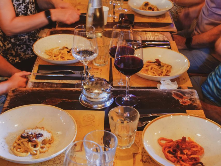 Rome: Guided Food Tour in Trastevere - Language, group size, and how it feels with others