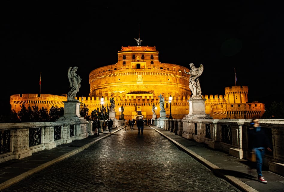 Rome: Guided Haunted Rome Ghost Tour with Dowsing Rods - From fortress to bridge: Ponte Sant’Angelo and the “darkest place” framing
