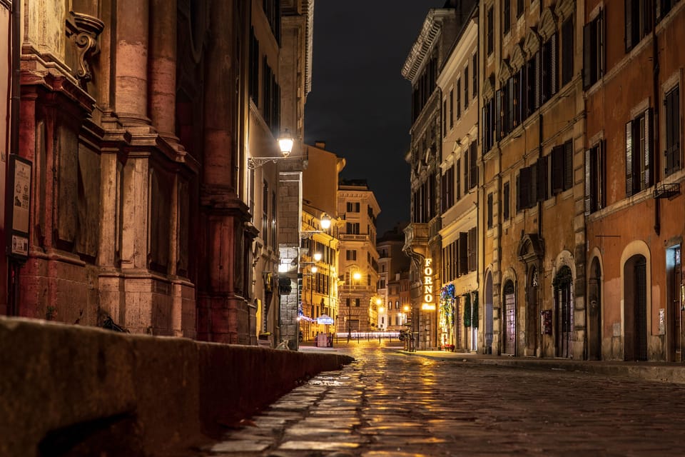 Rome: Guided Haunted Rome Ghost Tour with Dowsing Rods - Who should book this haunted route