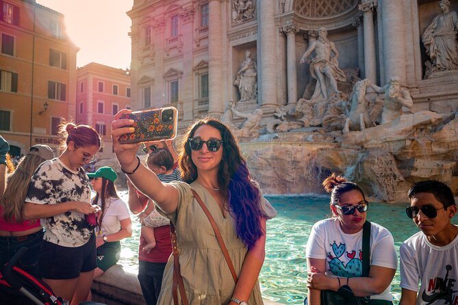Rome: Guided Small Group Walking Tour of City Highlights - Monumento a Vittorio Emanuele II: A Quick Unification Stop