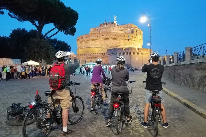 Rome: Guided Sunset E-Bike Tour – Historic Center - Jewish Ghetto streets and Ponte Sisto’s photo moment