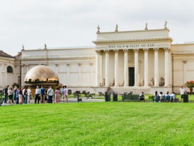 Rome: Guided Tour of St. Peter’s Basilica & Panoramic Dome - Getting there: your meeting point is near Ottaviano