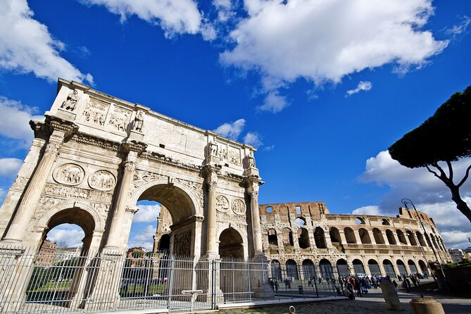 Rome: Guided Tour of the Colosseum - Inside the Colosseum: what the guide helps you notice
