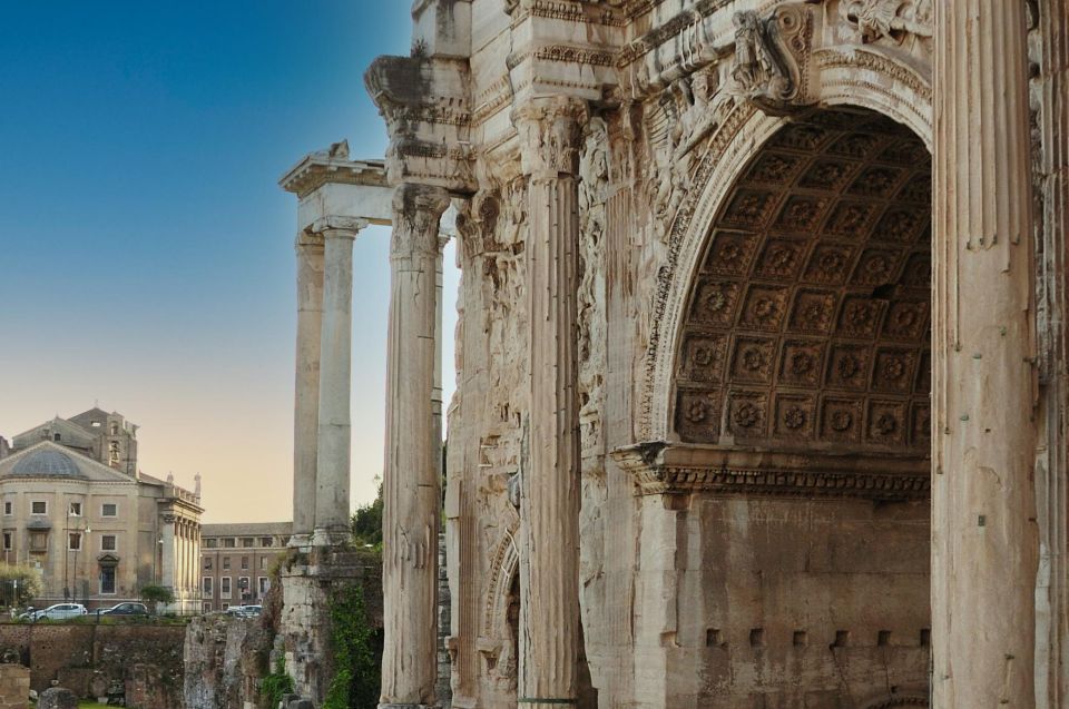 Rome: Guided Tour of the Colosseum - Palatine Hill views and Romulus-Remus storytelling