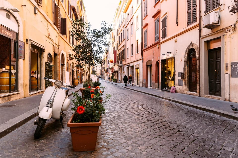 Rome: Guided Tour Of The Hidden Treasures of Trastevere - Piazza di San Calisto: the neighborhood pause you didn’t plan