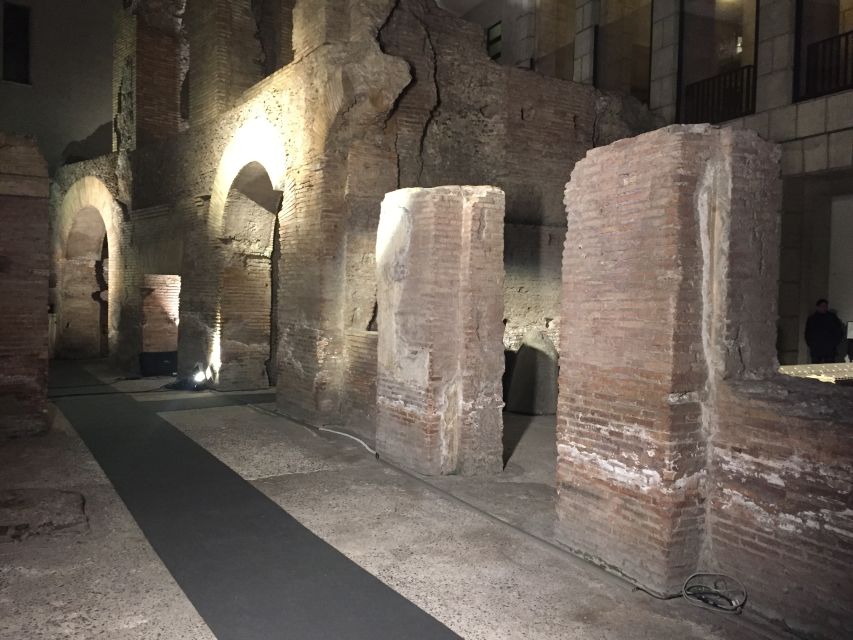 Rome: Guided Underground Tour - Stadium of Domitian: multimedia plus audio guide for a rare Ancient Rome site