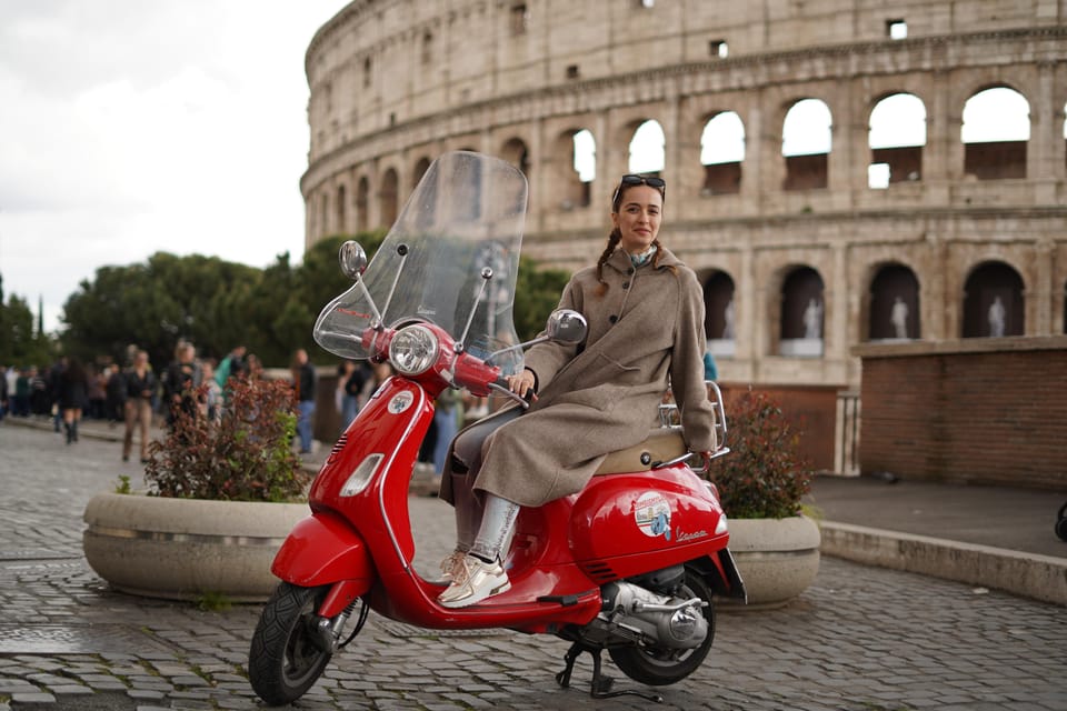 Rome: Guided Vespa Tour with Photo Stops - Caffè Roma Meeting Point and Your Scooter Setup