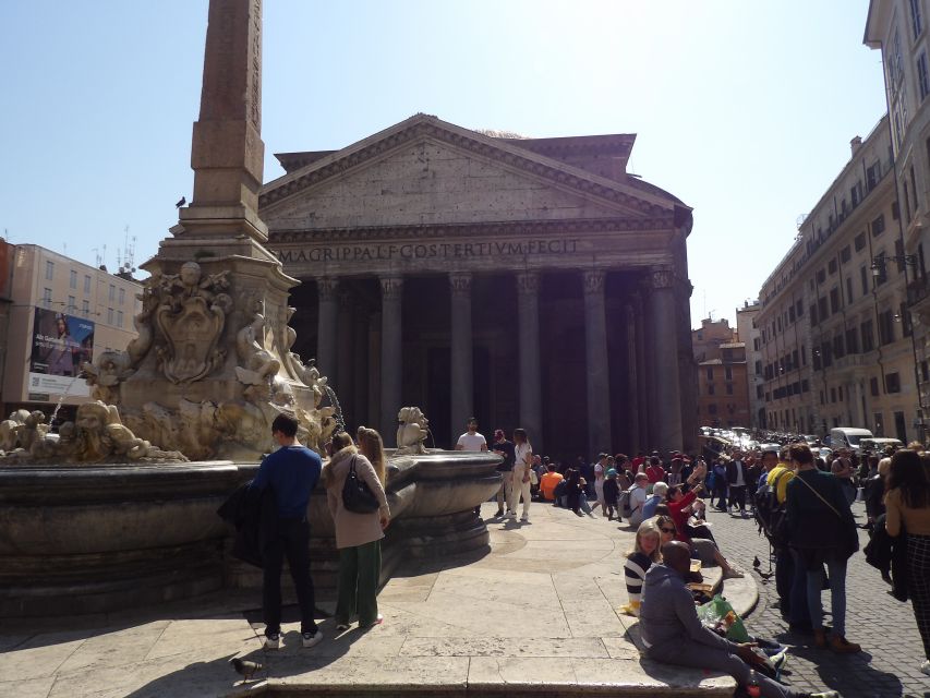 Rome: Guided Walking Tour and River Boat Ride - Via dei Coronari and Navona Square with Bernini’s Four Rivers