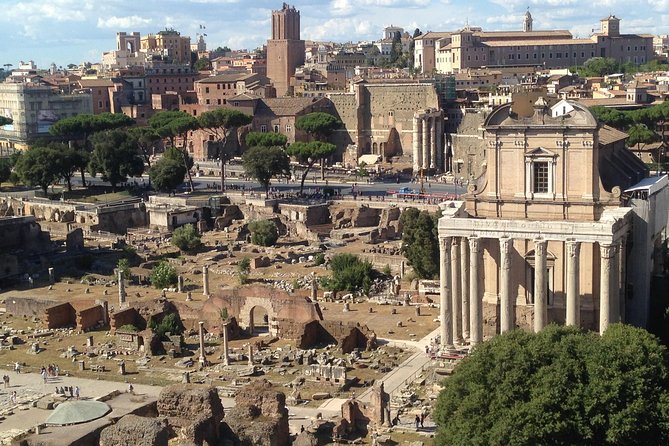 Rome Half Day Private Tour with Driver-Guide - Trevi Fountain: the baroque icon, right where you can enjoy it
