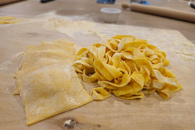 Rome: Hands-on Fettuccine, Ravioli & Tiramisu Cooking Class - Via Firenze 8: Where the Class Starts and Why It Matters
