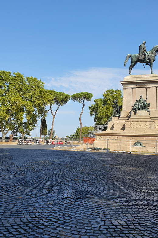 Rome: Highlights Golf Cart Tour with Pizza Snack & Gelato - Trastevere and the Tiber: when the city starts to feel lived-in