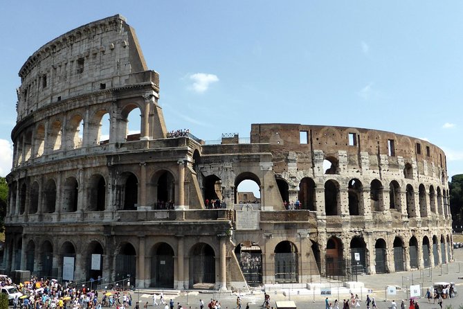 Rome Highlights Private Tour: Fall in Love with the Eternal City - Trevi Fountain coin-toss strategy when crowds hit