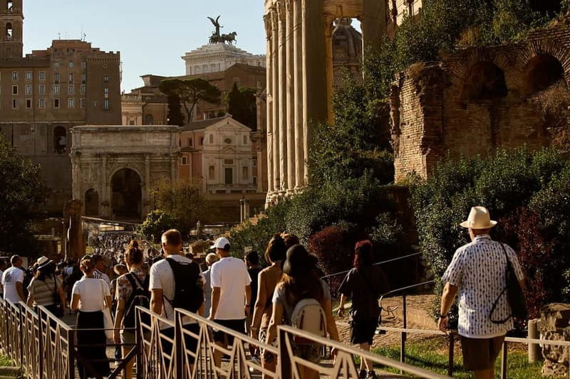Rome: Highlights Vatican & Colosseum in 1 Day - Afternoon Meeting: 2:45 PM at Via Quattro Novembre
