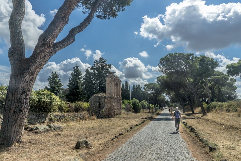 Rome: Hike along the ancient Appian Way - Getting there from Termini (and validating your ticket)