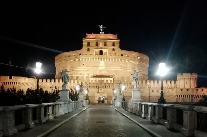 Rome Historical True Crime Tour - Comfort, shoes, and how to hear the stories