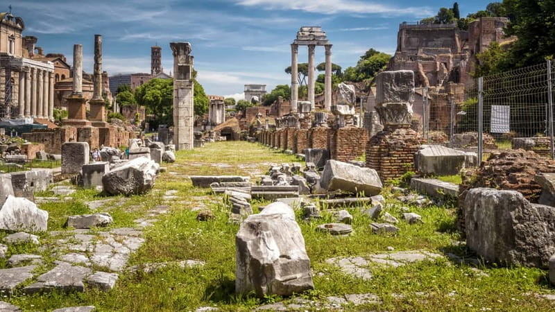 Rome: Hop-on Hop-off Bus and Colosseum, Ancient Rome Tour - Audio guides: multilingual stories on the bus and at the sites
