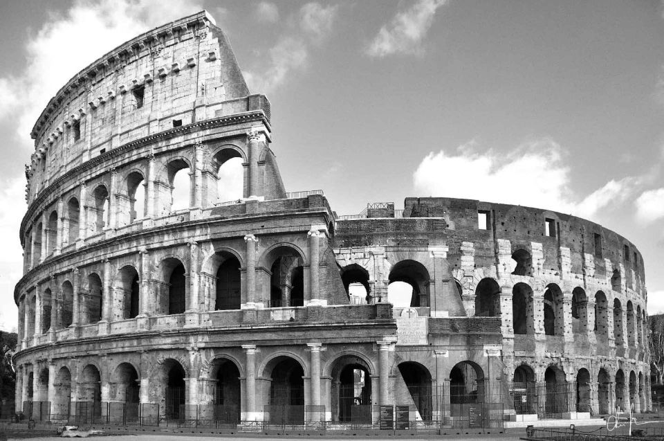 Rome: Hop on Hop Off Bus & Colosseum Guided Tour - Should you book Rome: Hop on Hop Off Bus & Colosseum Guided Tour?