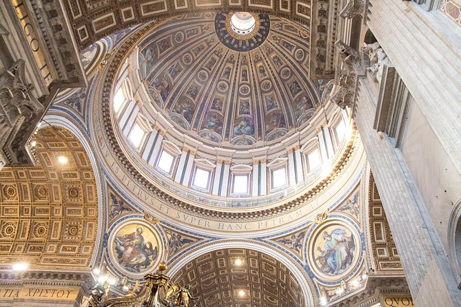 Rome in 2 Days Tour with Forum Colosseum Trevi Fountain Vatican & Sistine Chapel - Two days that actually fit Rome