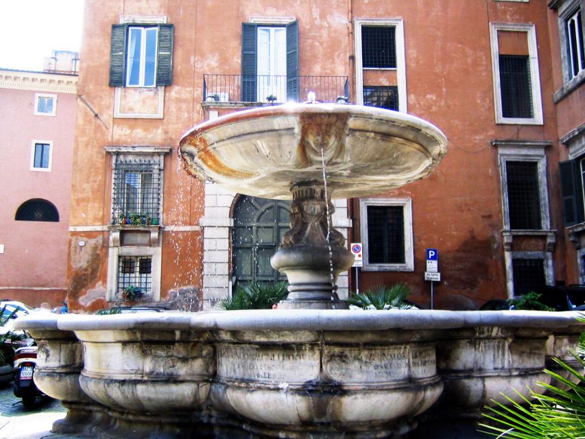 Rome: Jewish Ghetto and Trastevere Small Group Tour - The Tiber Island connection: Isola Tiberina as a historical clue