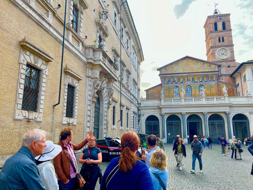Rome: Jewish Ghetto and Trastevere Tour - Piazza Mattei: a useful pause and a good orientation point