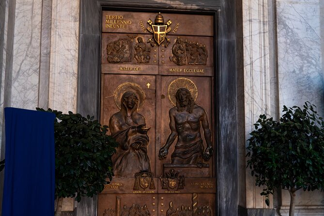 Rome Jubilee 2025 Tour: An Exploration of Early Christianity - Tour size, headsets, and walking reality