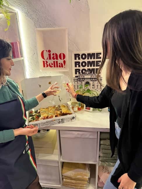 Rome: Make Your Own Candle Near the Colosseum - While Your Candle Sets: The Spritz and Snack Moment