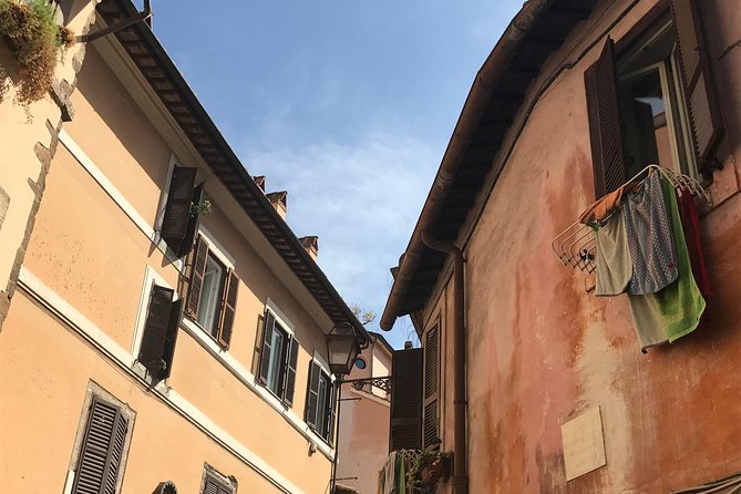 Rome Max 6 People Walking Tour: Pantheon, Trevi Fountain, Gelato - Trevi Fountain: Coin Toss, Roars, and What to Expect if It’s Not Perfect