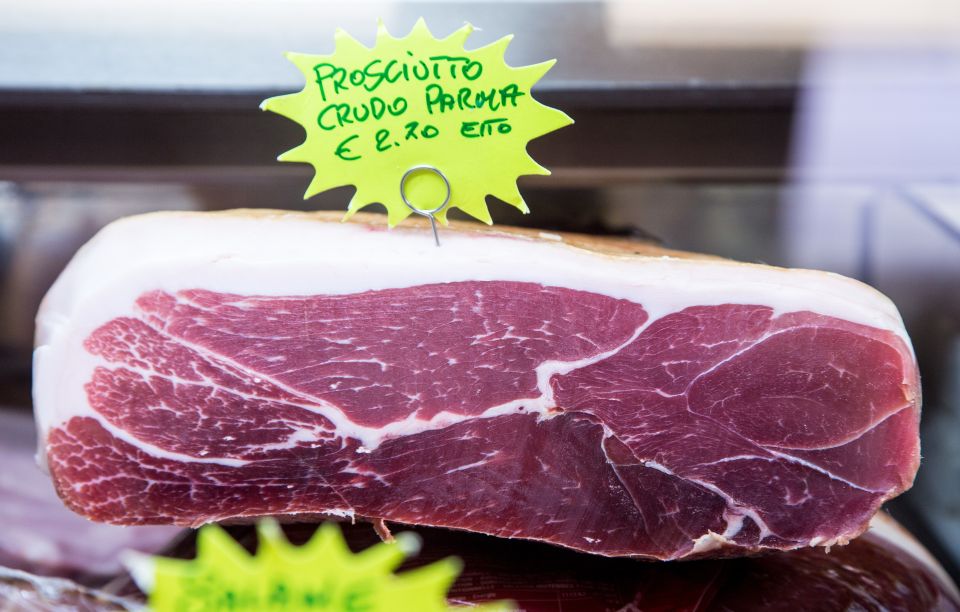 Rome: Monti Neighborhood Lunch or Dinner Food Tour - Pizza and pasta: when “lunch or dinner” feels like one meal