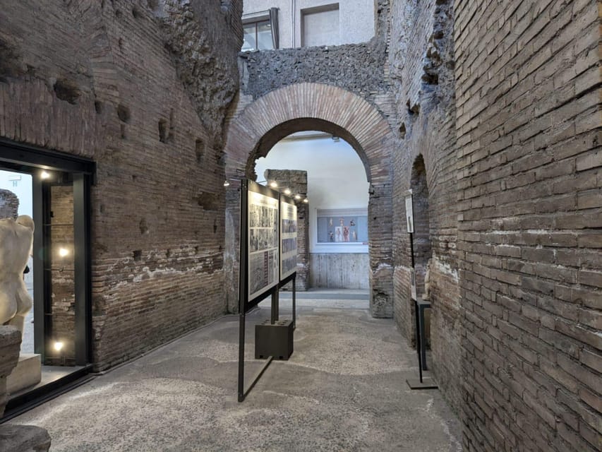 Rome: Navona Underground & Domitian Stadium Guided Tour - Should you book this tour?