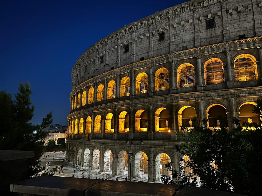 Rome Night Golf Cart Tour with Access to an Exclusive Dinner - Rione Monti and Imperial Fora: the ride sets the tone