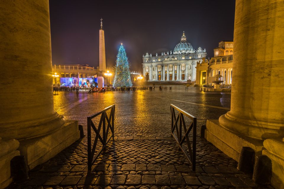 Rome: Nighttime Private Sightseeing Tour - Saint Peter Basilica: a nighttime viewpoint without the hassle