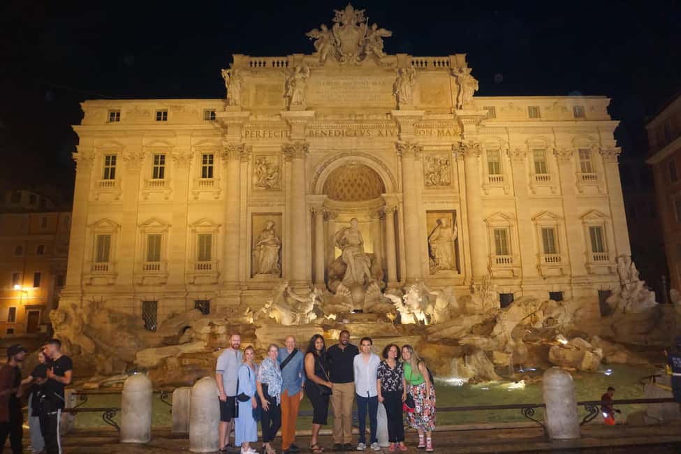 Rome: Nocturnal Golf Cart Tour - Capitoline Hill, Piazza Venezia, and a Colosseum photo moment with gravity