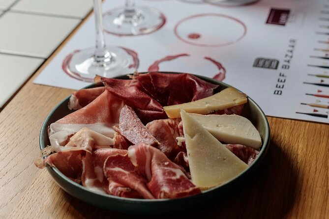 Rome on a Table: Roman Pasta and Wine Tasting - Roman pasta and Lazio wines: what the 2 hours are really like