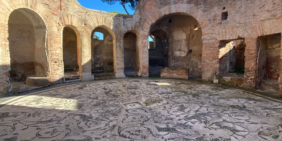 Rome: Ostia Antica Guided Tour in German with Tickets - The entry routine: airport-style security you should plan for