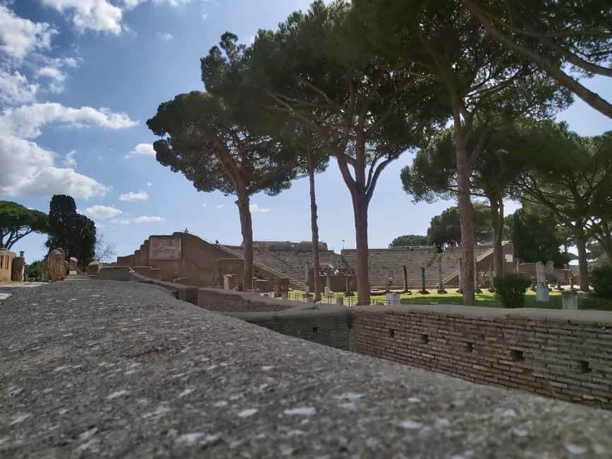 Rome: Ostia Antica Tour From Rome - Forum Area and the Largest Bathhouse: The Big Finish
