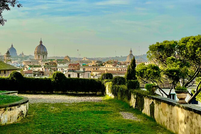 Rome Palatine Hill, Roman Forum, Colosseum Panoramic Views Tour - Colosseum panoramic views: learning without the full interior ticket