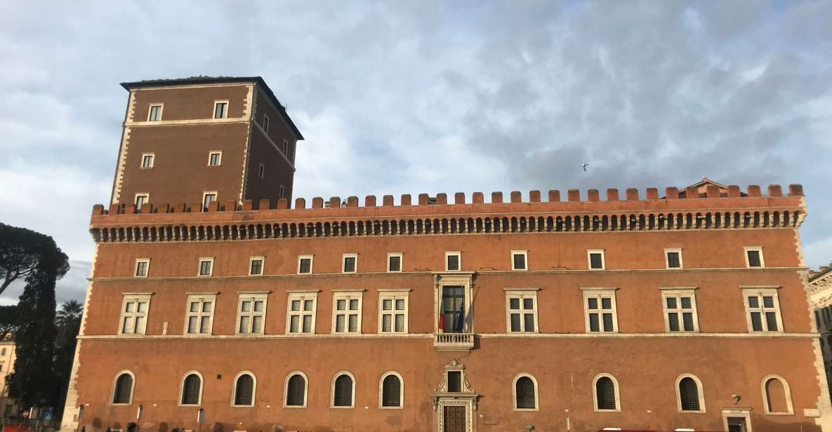 Rome: Palazzo Venezia Reserved Entrance with Museum - Palazzo Venezia Museum: From papal residence to fascist seat