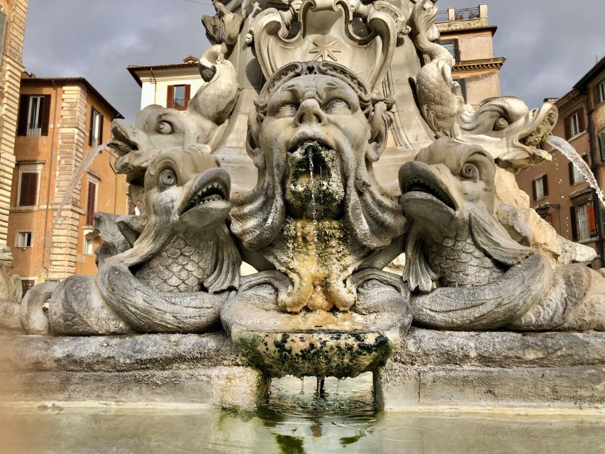 Rome: Pantheon Small Group Tour and Skip-the-Line Ticket - Skip-the-line ticket and headsets: how the tour stays comfortable