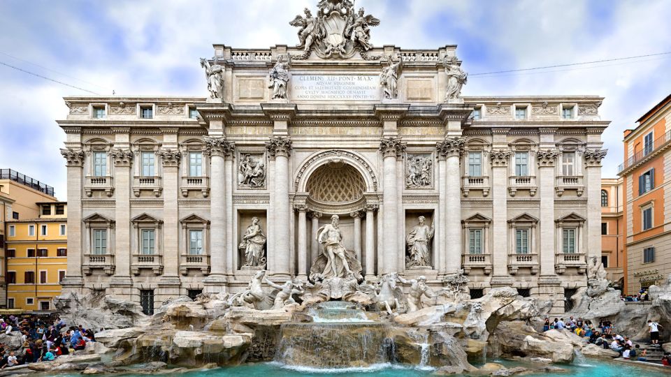 Rome: Pantheon, Trevi, Navona and Spanish Steps Private Tour - Via Condotti and the Spanish Steps ending area