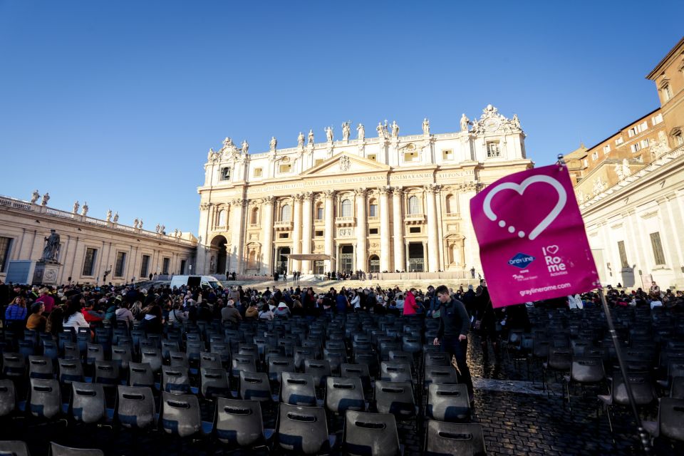 Rome: Papal Audience with Pope Leo XIV - Heading into St. Peter’s Square: getting the spot you need