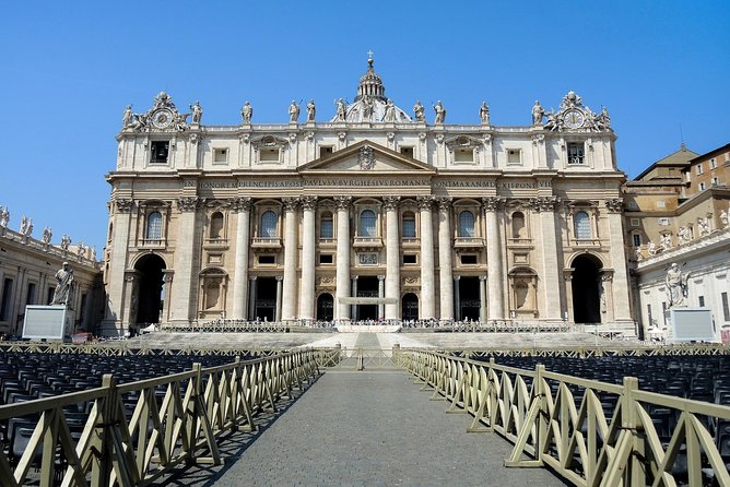 Rome :Papal Audience with Skip the Line Vatican Museums Guided Tour - Ending near St Peter’s Basilica: know the “closed passage” scenario