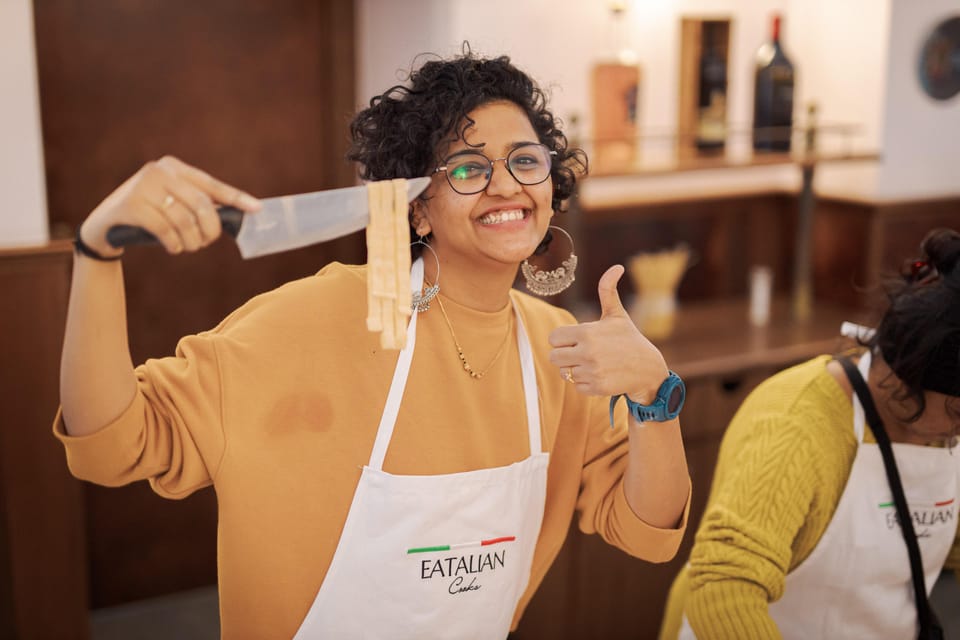 Rome: Pasta and Tiramisu Cooking Class in Piazza Navona - Choose your sauce: Carbonara, Cacio e Pepe, Pomodoro, Pesto