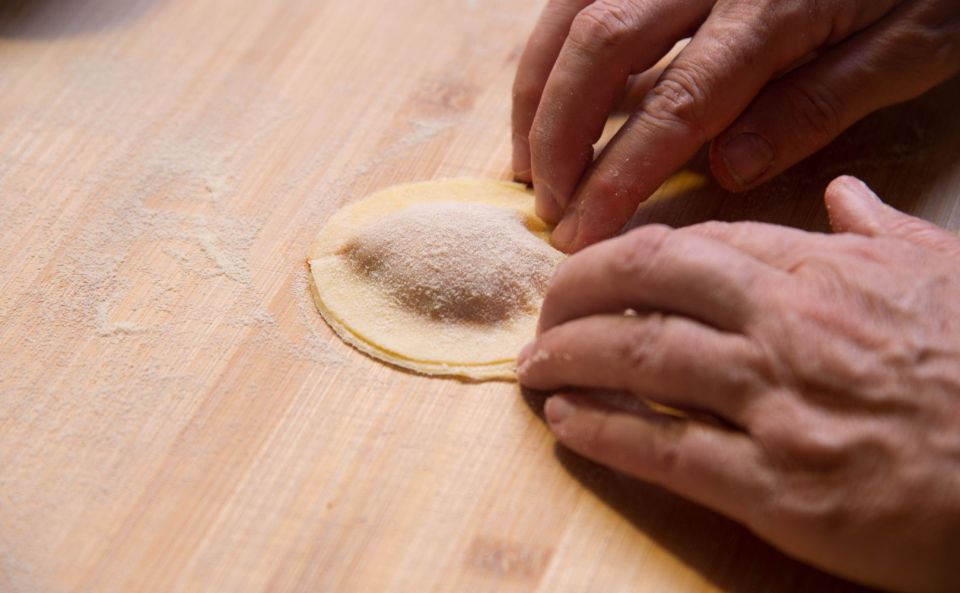 Rome: Pasta and Tiramisu Shared Cooking Class with Wine - Key Highlights You’ll Actually Care About