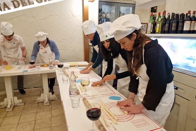 Rome: Pasta Cooking Class, Dinner & Wine in Authentic Restaurant - The 2.5-hour flow: start to finish without feeling rushed