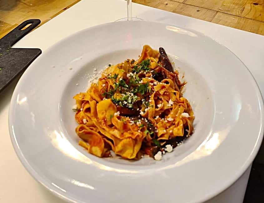 Rome: Pasta Cooking Class with Market Visit and Wine - Timing, Meeting Point, and Simple Comfort Tips