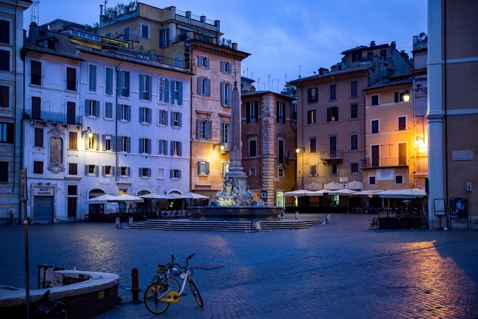 Rome: Piazzas and Fountains Sunset Tour with Aperitivo - Pantheon: Columns, a Dome With an Oculus, and Engineering That Still Feels Modern