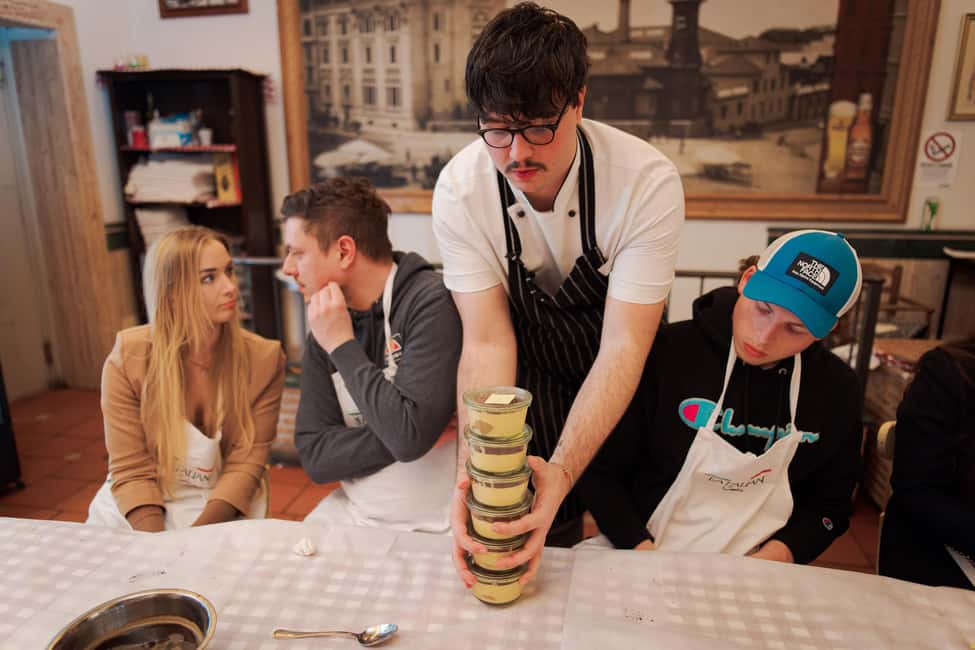 Rome: Pizza and Tiramisu Cooking Class in Piazza Navona - Tiramisu from scratch: building the dessert with confidence