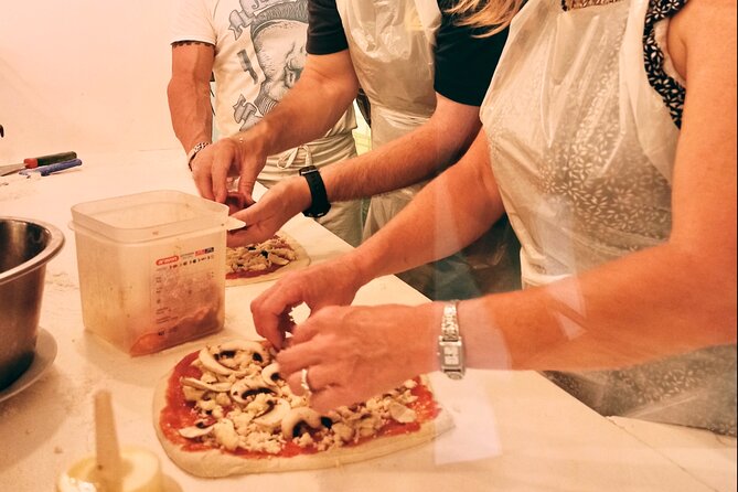 Rome: Pizza Cooking Class combined with Guided Sightseeing - Should you book this Rome pizza class and sightseeing walk?