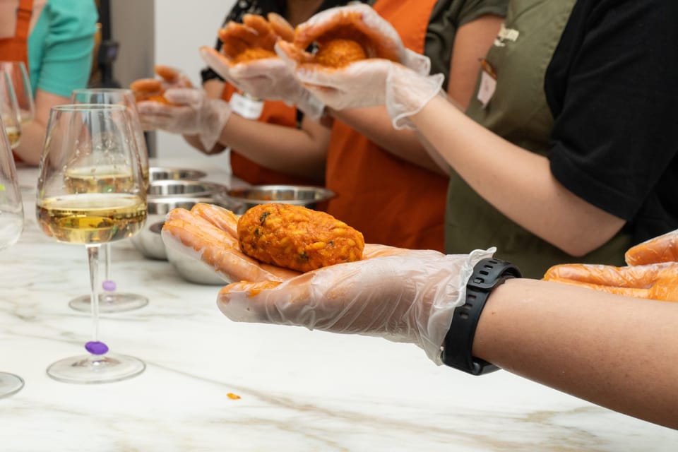 Rome: Pizza & Gelato Cooking Class + Private Chef - Meet Piazza Mattei: turtles, quick orientation, and arriving early