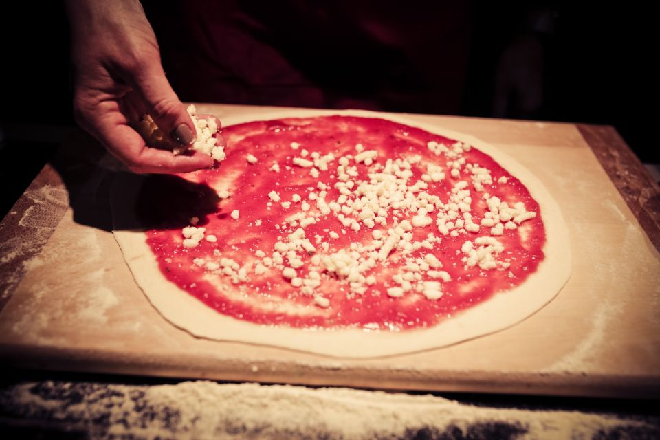 Rome: Pizza-Making Course with Dinner - Dinner on Your Own Pizza-Making Track: Bruschetta, Drinks, and Dessert